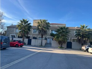 Exterior - Nice Villa Duplex Parking Montpellier Plage (Lattes)