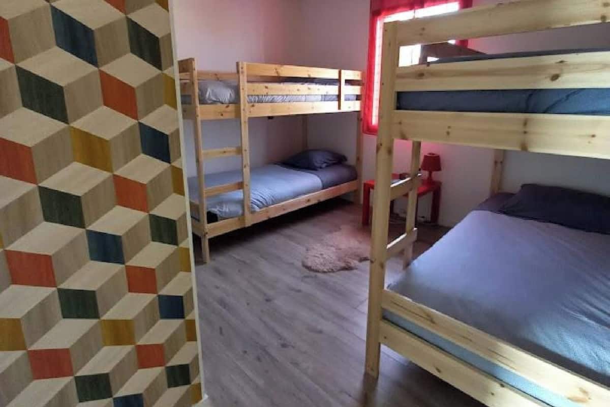 Dortoir PartagĂ© Ăconomique | Wi-Fi gratuit