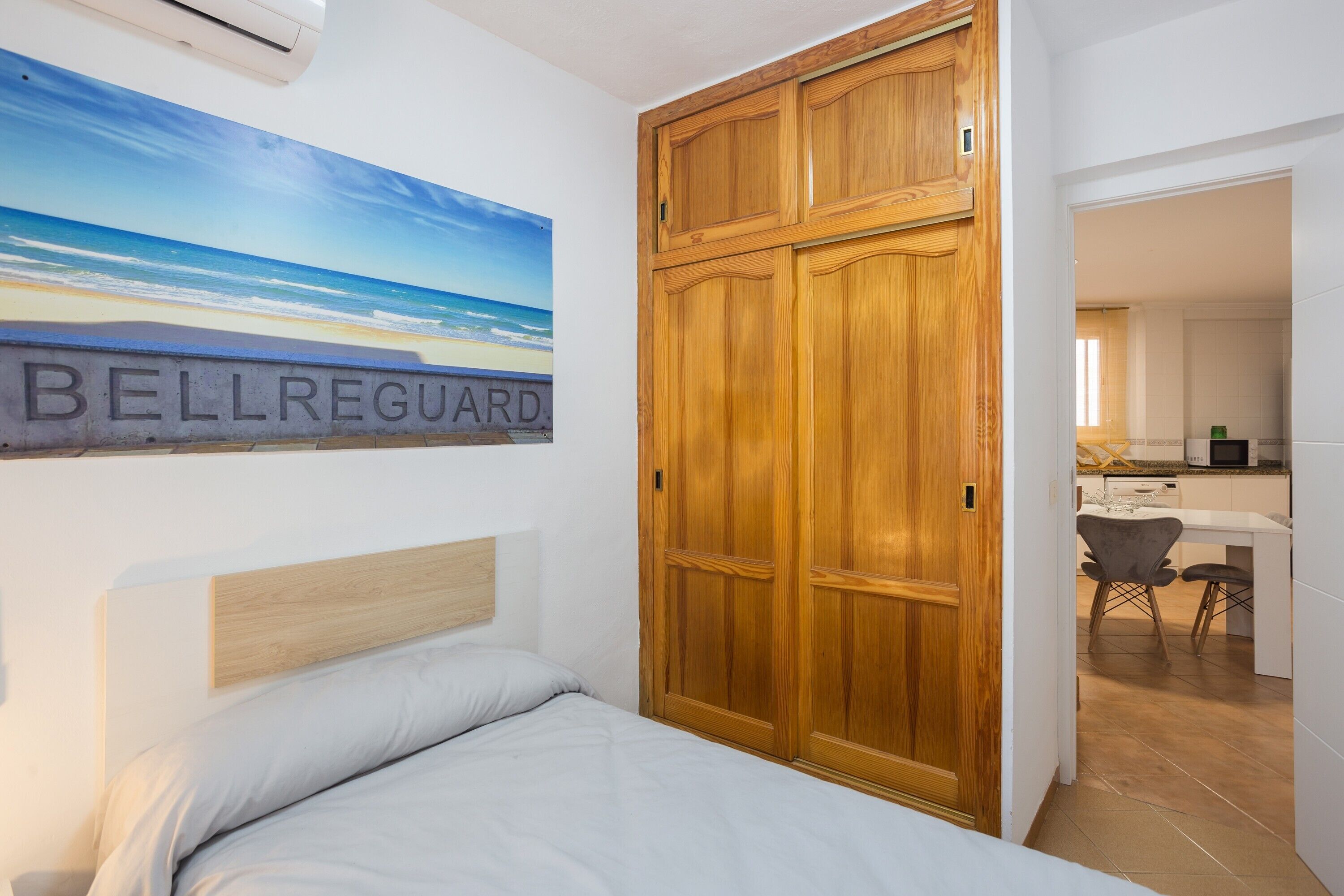 4 bedrooms, WiFi, bed sheets
