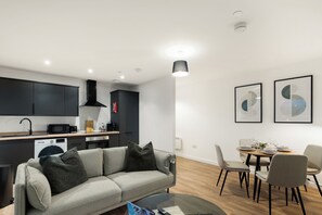 Interior - City Point Aberdeen by Guestz (Aberdeen)