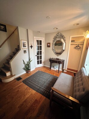 Interior - 3-bedroom house in beautiful Manayunk with cool AC breeze (Philadelphia)