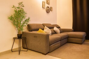 Living area - Vrbo Property (Fort-de-France)