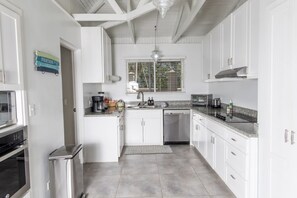 Fridge, microwave, oven, stovetop - Fabulous Ocean View Family Villa (Las Catalinas)