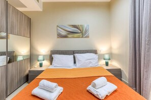 2 bedrooms, desk, iron/ironing board, travel crib - Marsaskala Escape | Pool, Beaches & Local Charm (Marsaskala)