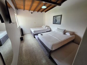 Room - Casa Hotel Realeza del Estádio (Medellín)