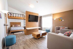 Deluxe Double Room | Blackout drapes, iron/ironing board, free WiFi