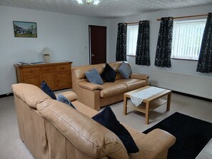 Living area - Converted Barn
Penlon Cottage - Sleeps 6 & Cot (Caernarfon)