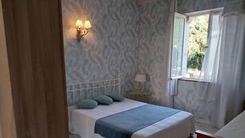 1 chambre, fer et planche à repasser, Wi-Fi