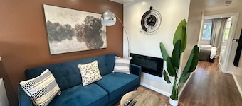 Modern Bromley Stay with Parking, Wi-Fi & Garden