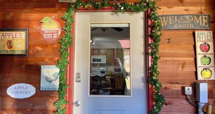 Charming Burnsville Farmhouse Retreat 2BR w AC & Mountain Serenity