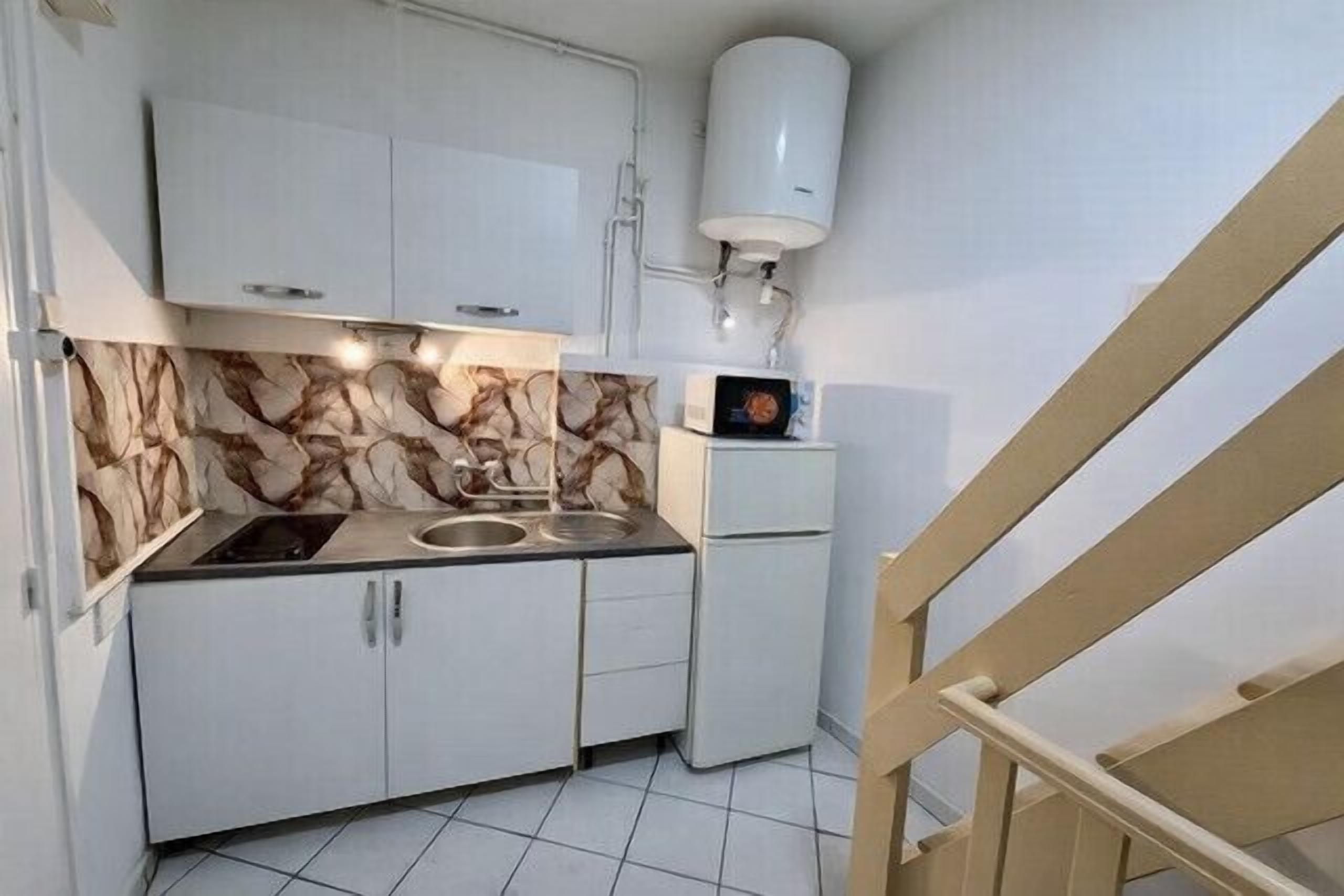 Fridge, microwave, coffee/tea maker