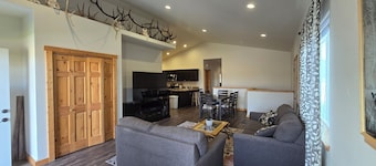 Welcome to Shed Sanctuary—a cozy, antler-adorned retreat with in town amenities.