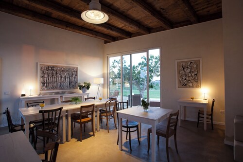 Farmhouse in the Salento countryside, close to the sea and the City of Lecce.