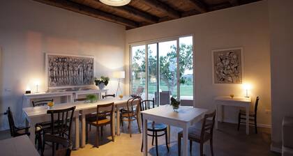 Farmhouse in the Salento countryside, close to the sea and the City of Lecce.