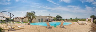 Farmhouse in the Salento countryside, close to the sea and the City of Lecce.