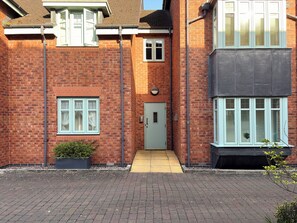 Exterior - St Johns Courtyard Suite, Bridgnorth with free private parking (Bridgnorth)