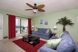 Smart TV - 1BR Beachfront Condo at Saida with Stunning Views (South Padre Island)