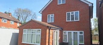 Modern large four bedroomed detached home