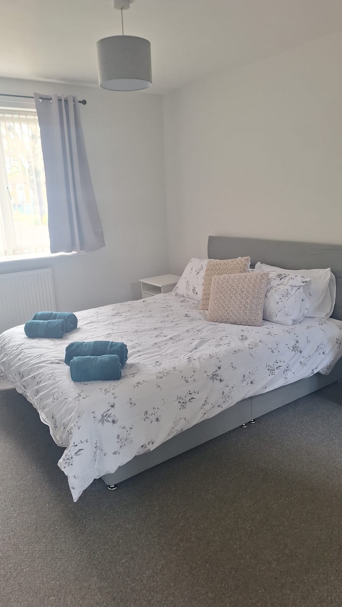 4 chambres, fer et planche à repasser, Wi-Fi gratuit, draps fournis