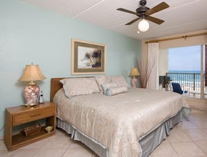 2 bedrooms, desk, iron/ironing board, free WiFi - Gated beachfront 2BR condo on the 7th floor with stunning Gulf & bay views! (South Padre Island)