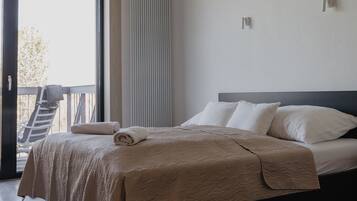 Standard-Doppelzimmer, Gartenblick | Zimmersafe, kostenloses WLAN
