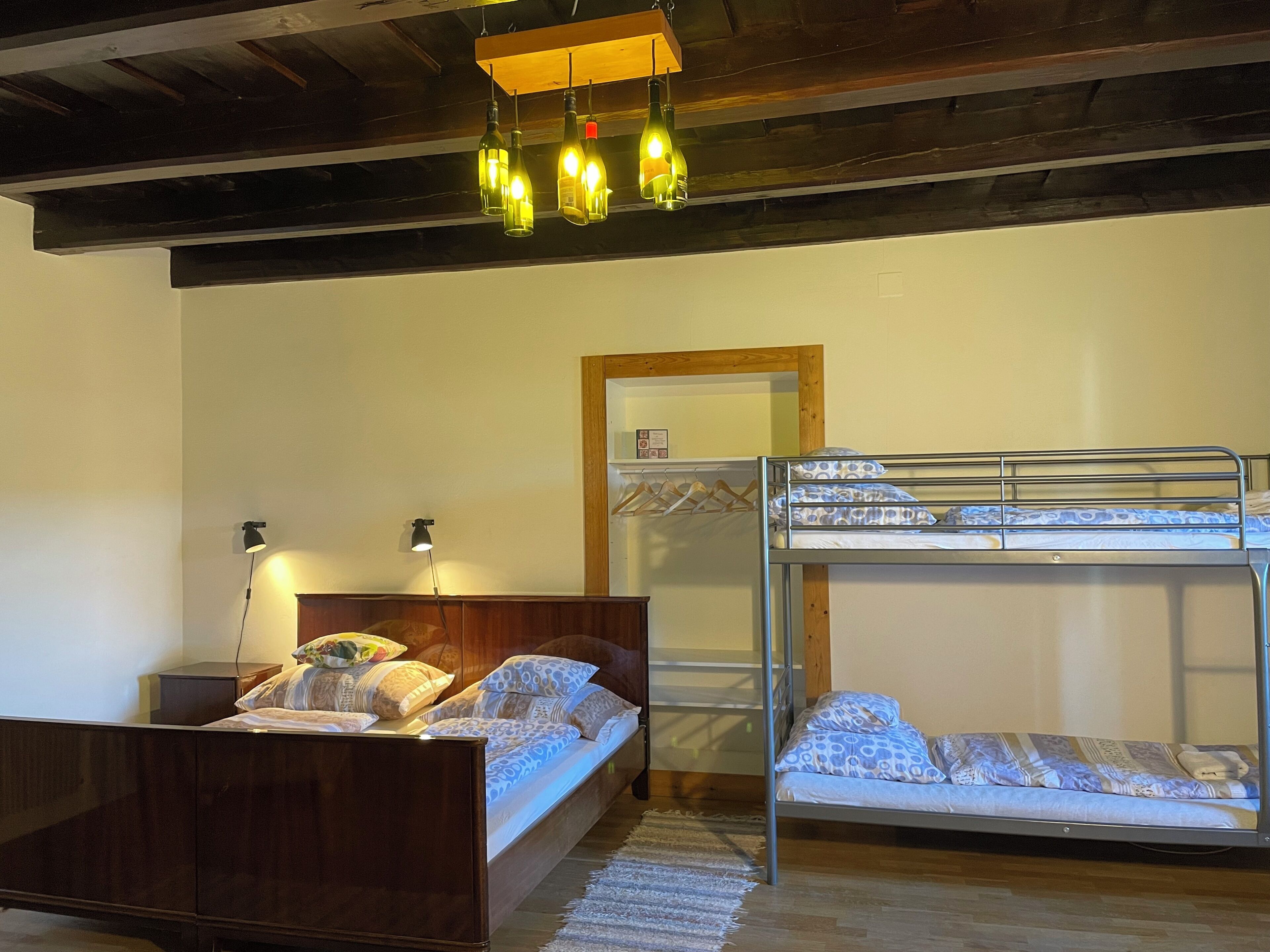 Coffres-forts dans les chambres, Wi-Fi gratuit