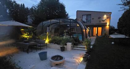 Private Pool, SPA and Garden