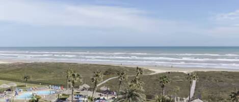 En la playa