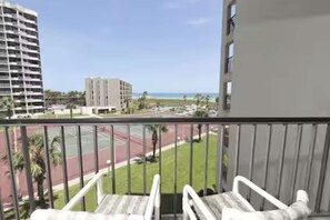 Property grounds - Beachfront condo with Gulf views, 3 pools, hot tubs & walkable! (South Padre Island)
