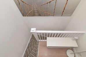 Interior - Modern Split-Level flat, South Kensington, London - Pass the Keys (London)