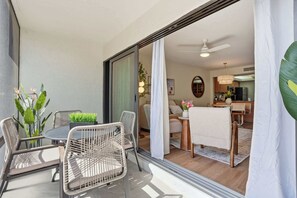 Outdoor dining - B-115 - Totally Updated - First Floor- Sleeps 6 (Naples)