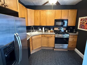 Private kitchen - Drake presidents historical home (Des Moines)
