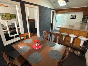 Dining - Drake presidents historical home (Des Moines)