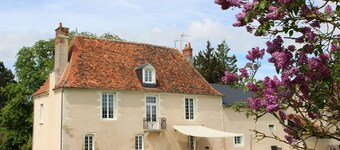 🏰 Villenoue Manor: Family Estate with Private Escape Games | 5 min to Issoudun