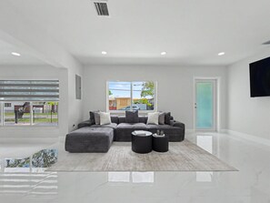 TV, fireplace - Luxury Miami Retreat w/ Beautiful Backyard | 3BR (Miami)