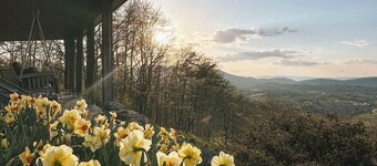 Blue Ridge Modern Retreat • Event-Ready 5BR • Appalachian Views • Near Roanoke