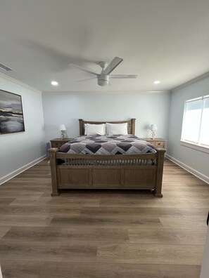 Room - Fabulous 3-bedroom house with AC in charming Euless (Euless)