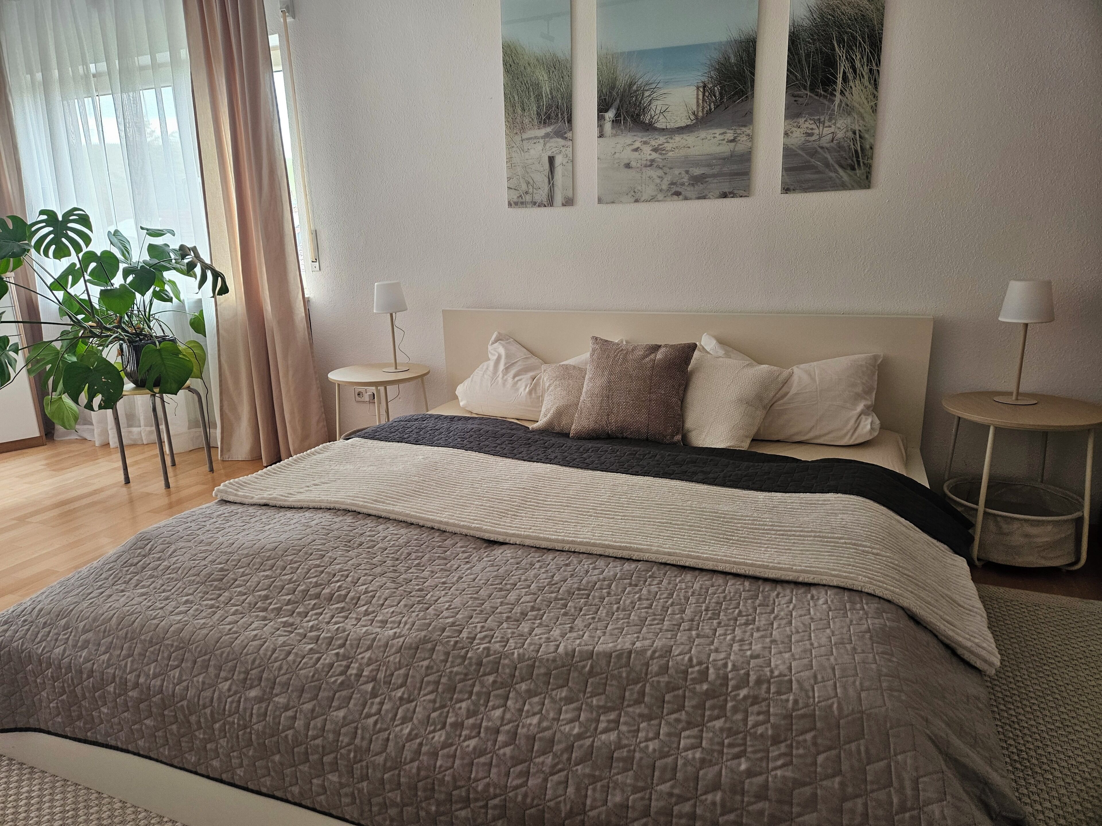 1 habitación, tabla de planchar con plancha, internet y ropa de cama 