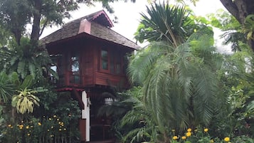 Apartment, 1 Bedroom, Accessible, Smoking | Exterior