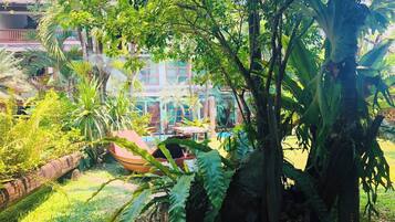 Apartment, 1 Bedroom, Accessible, Smoking | Property grounds