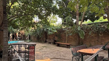 Apartment, 1 Bedroom, Accessible, Smoking | Outdoor dining