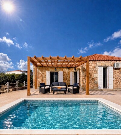 Beautiful 2-bedroom all stone villa in charming Vatsa Bay, Kefalonia Greece