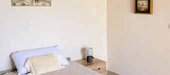 Beautiful 2-bedroom all stone villa in charming Vatsa Bay, Kefalonia Greece