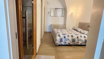 1 camera, Wi-Fi gratuito, lenzuola