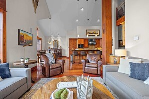 TV, fireplace, DVD player, offices - Mountain Village Retreat - Hot Tub + Ski-In/Out (Mountain Village)