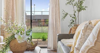 Elegant 2BR/2BA by TAMU - King - Washer & Dryer - Swimming pool