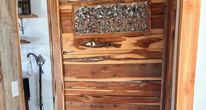 Cozy 1-bedroom cabin in marvelous Tazewell