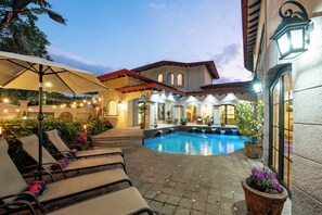 Pool - Remodeled 6-bedroom Stunner with A/C in Jaco Beach (Jaco Beach)