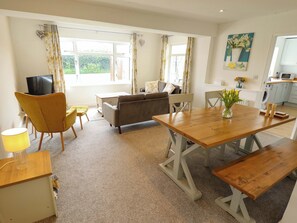 Interior - Field View (North Walsham)