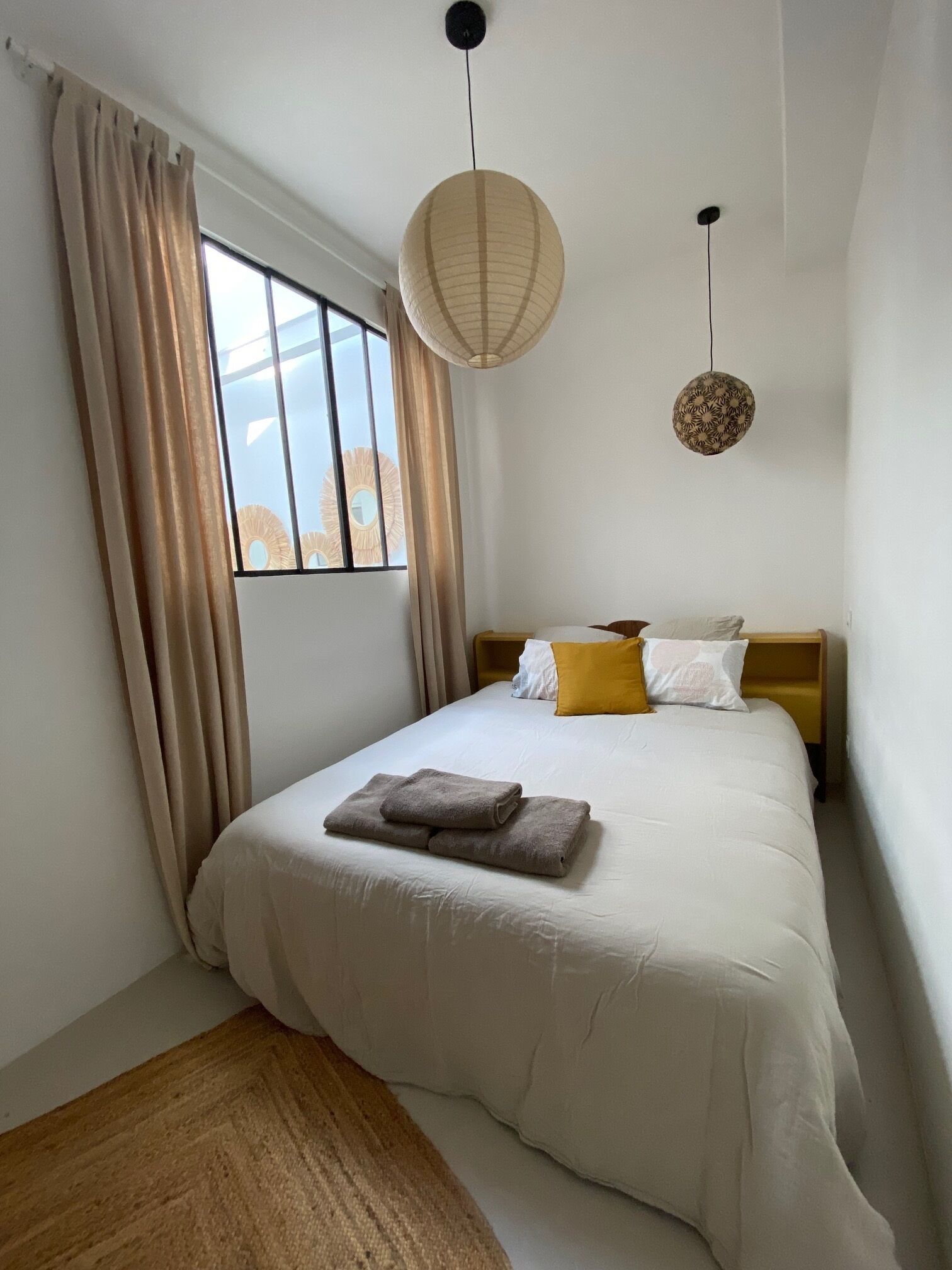 7 chambres, fer et planche à repasser, accès Internet, draps fournis